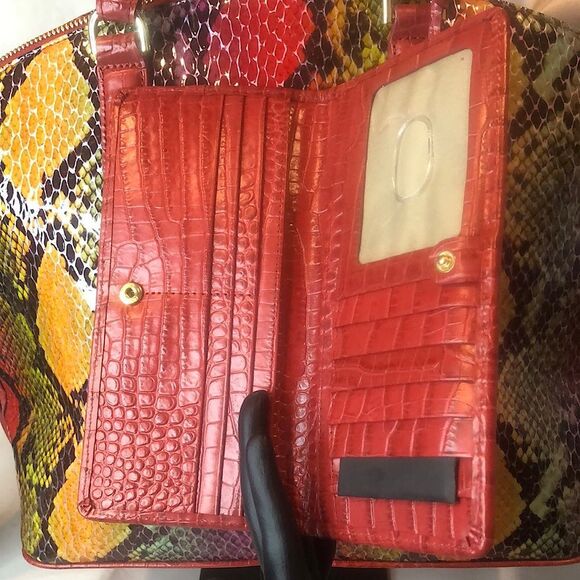 BRAHMIN Red Dragon Emperium Large Duxbury Satchel and Matching Ady Wallet - Picture 4 of 17